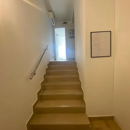 Pvteoli Pozzuoli
